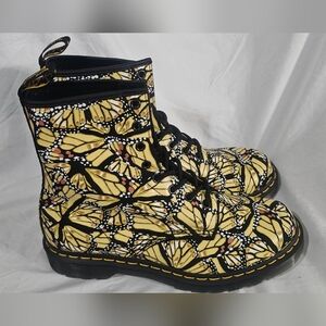 Dr Martens 1460 Women's Butterfly Print Suede Boots Size 10 New No Box